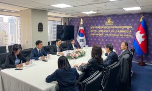 ជីយក្សកូរ៉េខាងត្បូង គ្រោងរោងចក្រនៅកម្ពុជា